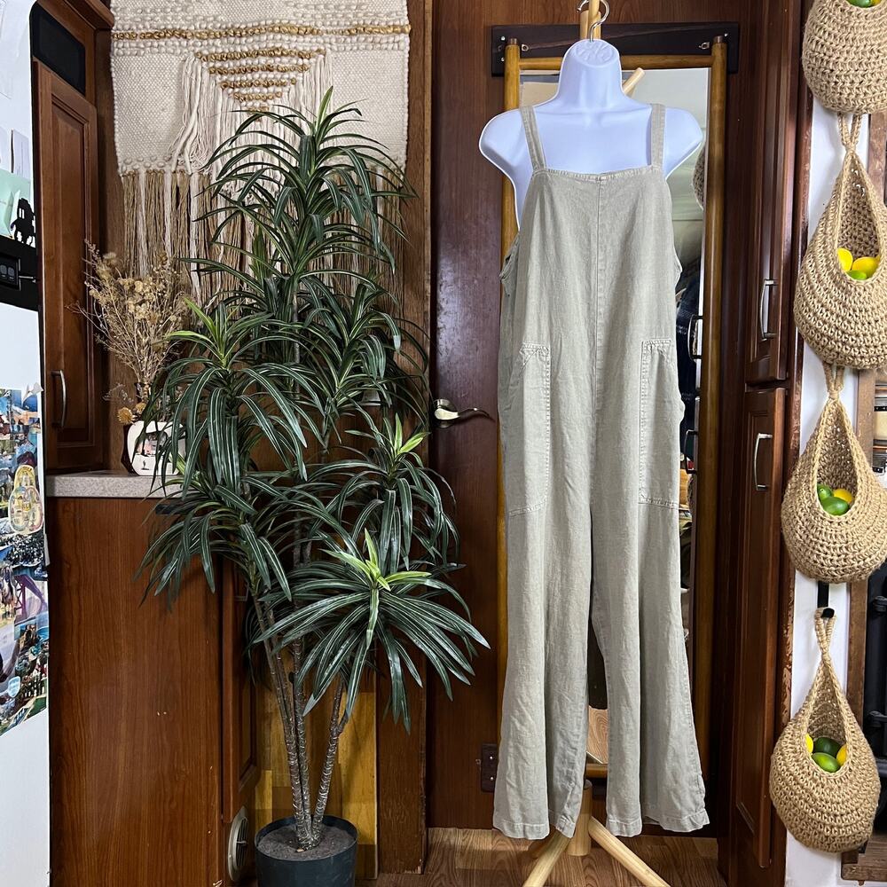 Universal Thread Jumpsuit Womens M Linen Blend Olive Green Cropped Boho Overalls